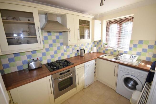 Modern Fitted Kitchen