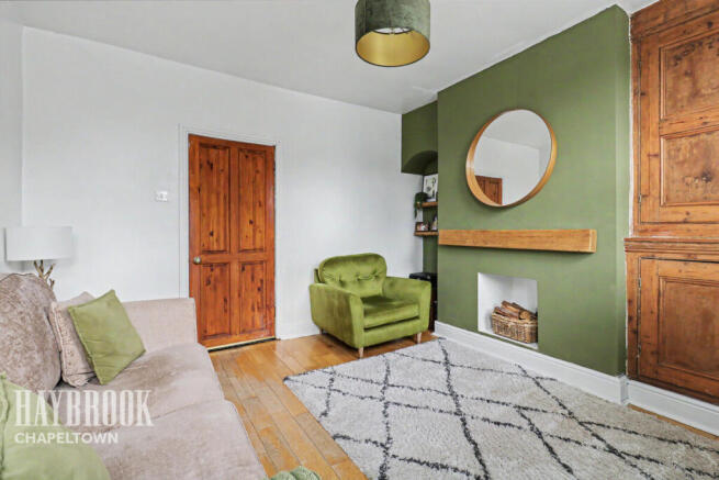 3 bed Semi-Detached for sale Image 8