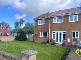 12, Elmsdale Close, South Elmsall, Pontefract WF9 2JS