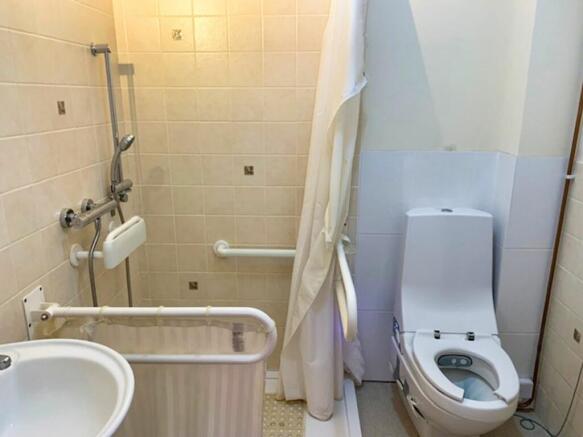 Ensuite