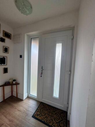 2 bed Terraced for sale Image 2