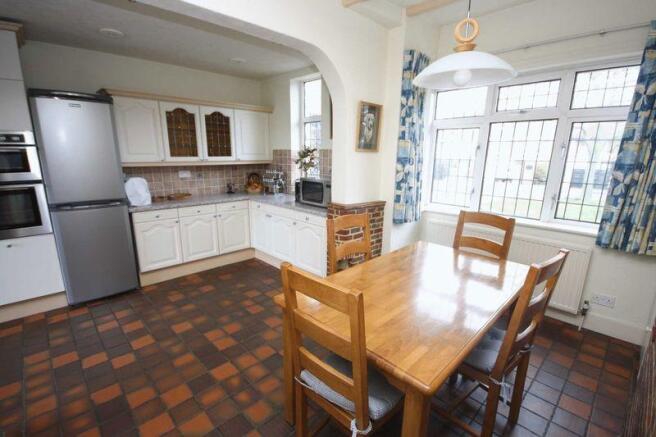 Kitchen 1