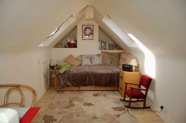 SECOND FLOOR ATTIC ROOM