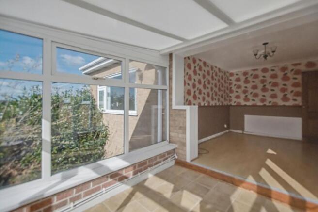 3 bed Bungalow for sale Image 5