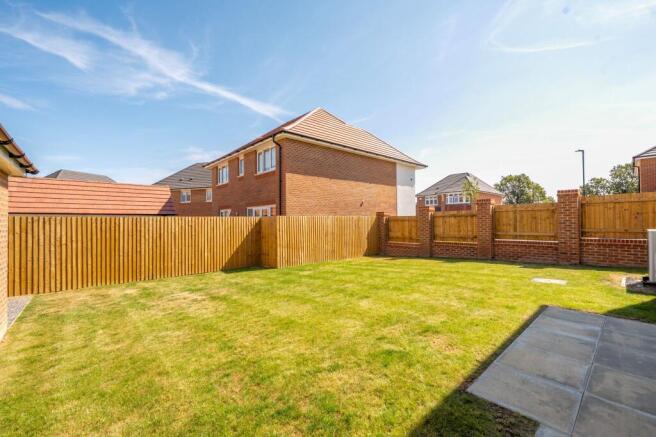 4 bed Detached for sale Image 3