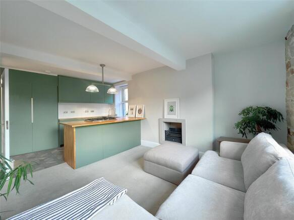 Lounge Kitchen
