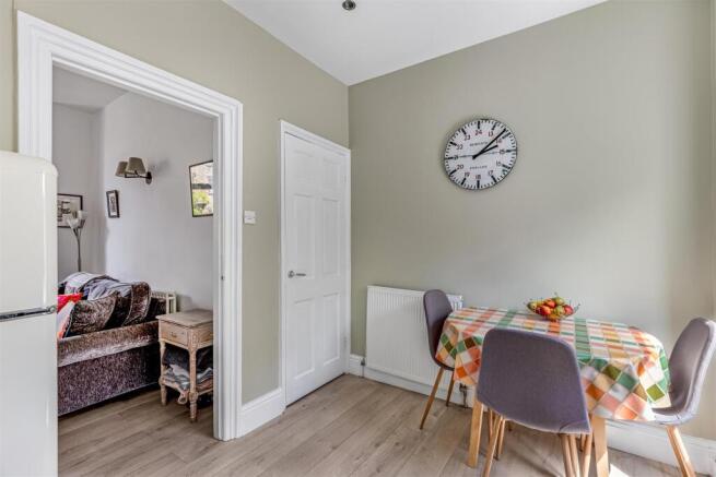 2 bed Terraced for sale Image 7