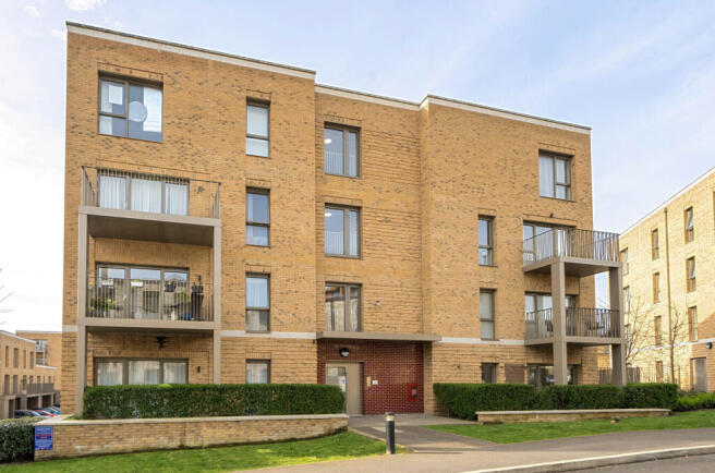 1433053-11-69bd1b...