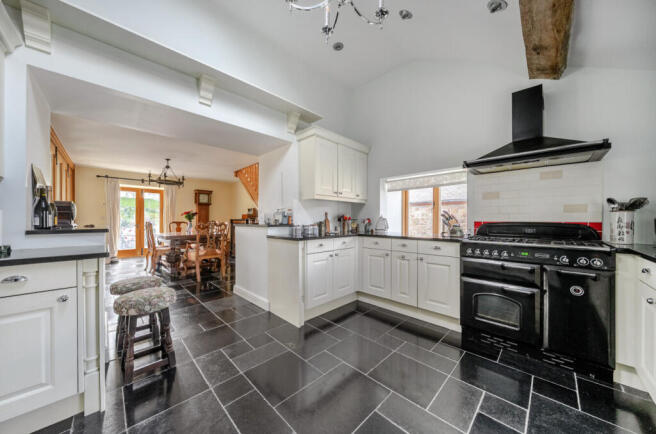 -69a862df51518-l-1416720-14-69a71c3d5d2c4