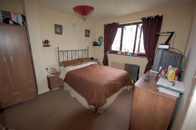 BEDROOOM