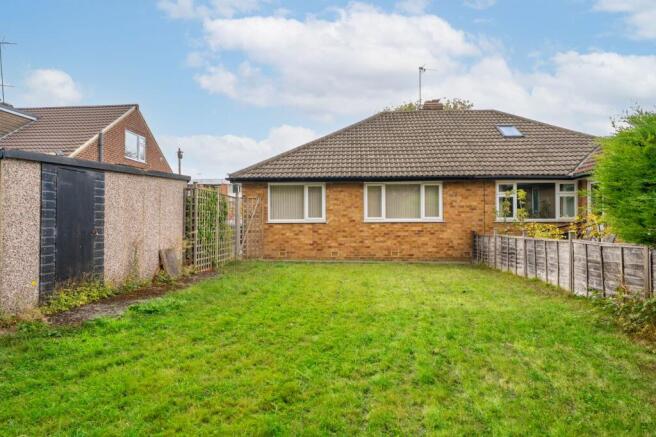 2 bed Semi-Detached for sale Image 11