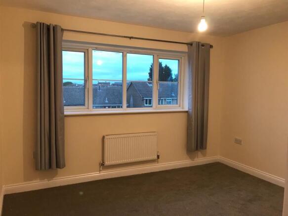 Bedroom 1 2.jpg