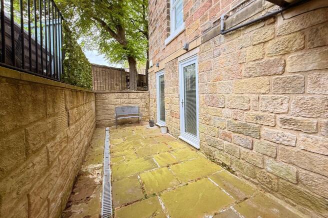 2 bed Flat for sale Image 9