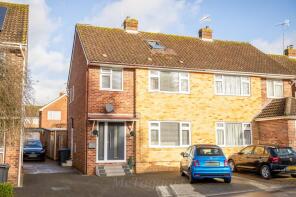 11, Brookside, Crawley RH10 3QP