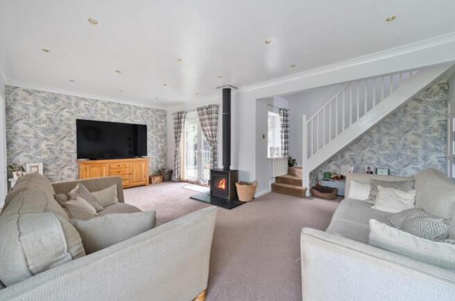 5 bed Detached for sale Image 8