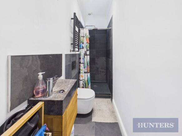 2 bed Flat for sale Image 12