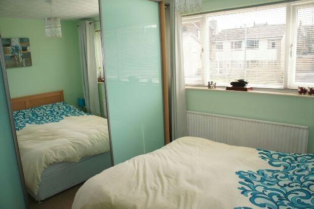 BEDROOM 1 FRONT