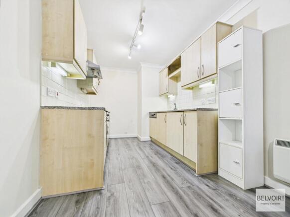 1 bed Apartment to rent Image 5