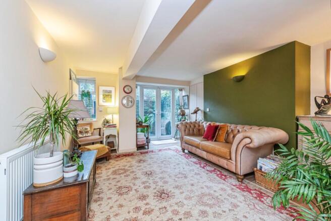 4 bed Semi-Detached for sale Image 10