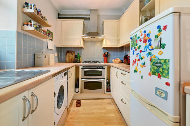 2 bed Terraced for sale Image 9