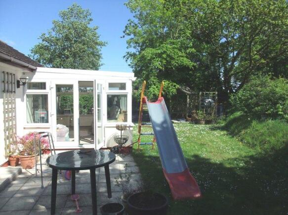Photo 11