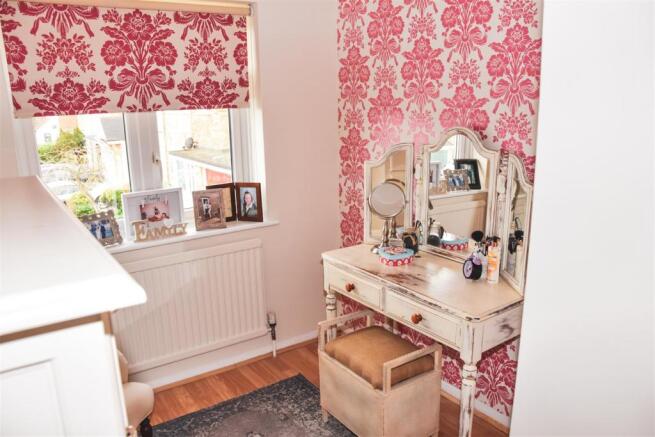 017-3rdBedroom-DressingRoom.jpg