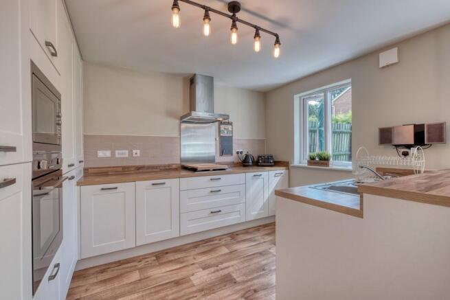 Kitchen / Diner