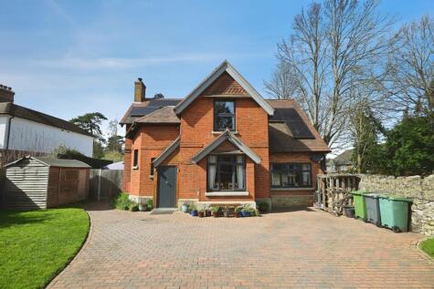 Queens Road, Maidstone, Kent, ME16