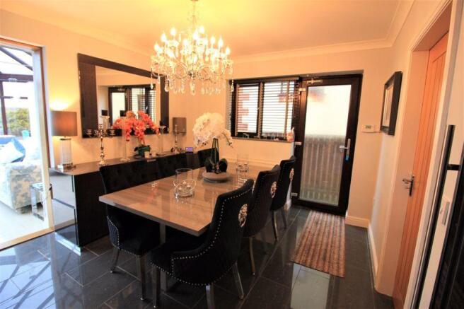 Dining area to...