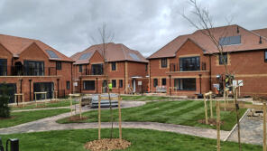 33, Glynswood, High Wycombe HP13 5QL