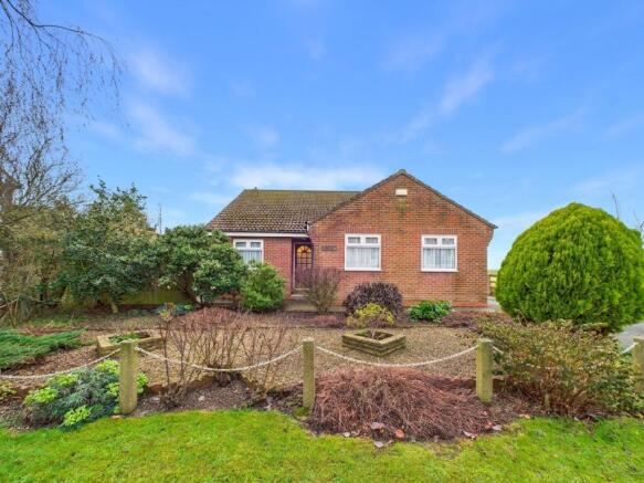 3 bed Detached Bungalow for sale Image 5