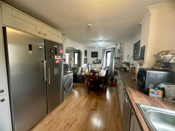 Kitchen.jpg