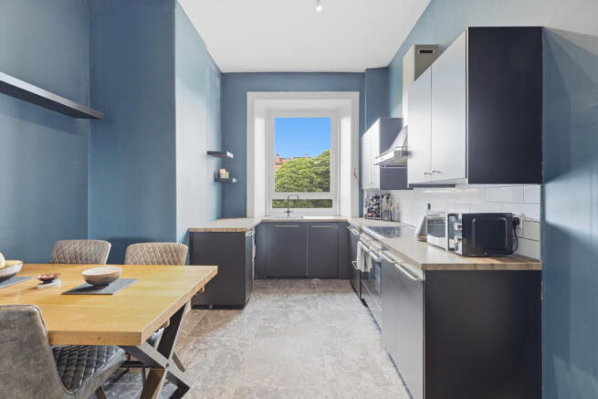 3/1, 24 Waverley Street, Shawlands, G41 2EA photo 4