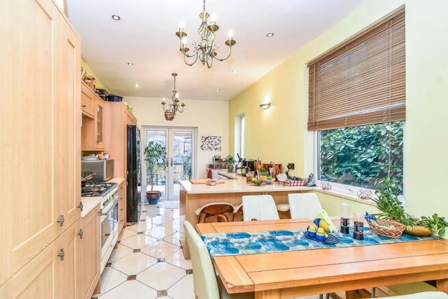 Kitchen/breakfast ro