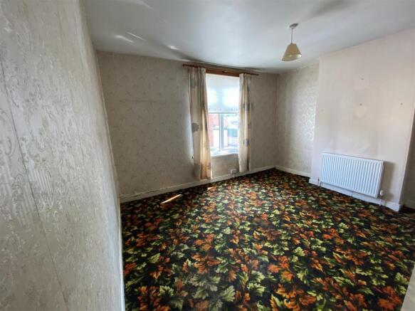 Bedroom 1.JPG