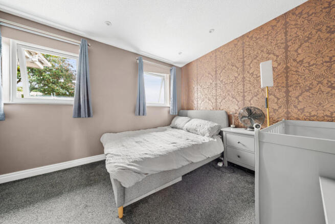 2 bed Terraced for sale Image 7