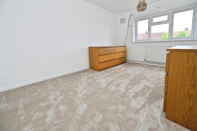 3 bed Semi-Detached for sale Image 7