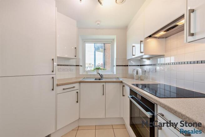 8696125-interior09-800.jpg