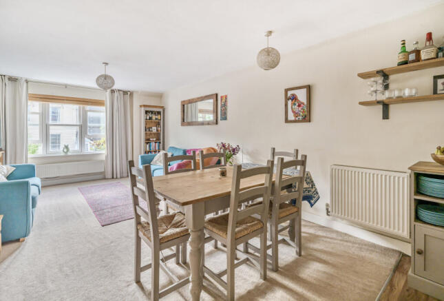 1360011-12-68deb7...