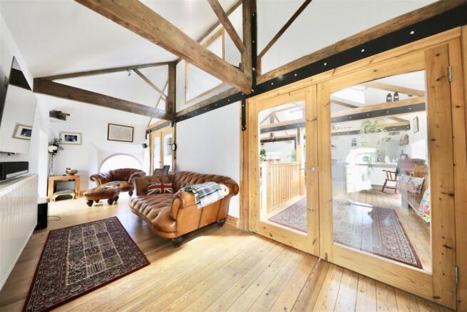3 bed House for sale Image 12