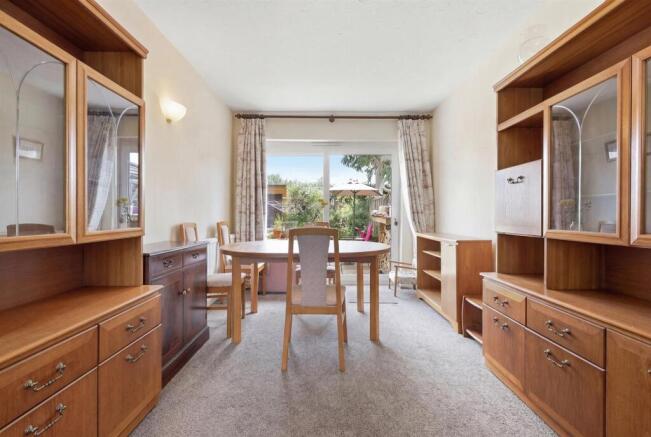 Balmoral Close, Billericay photo 4
