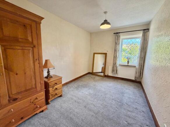 3 bed Terraced for sale Image 8