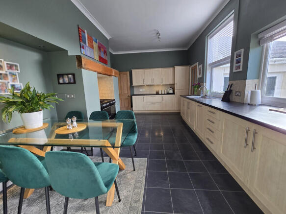 Kitchen (6)