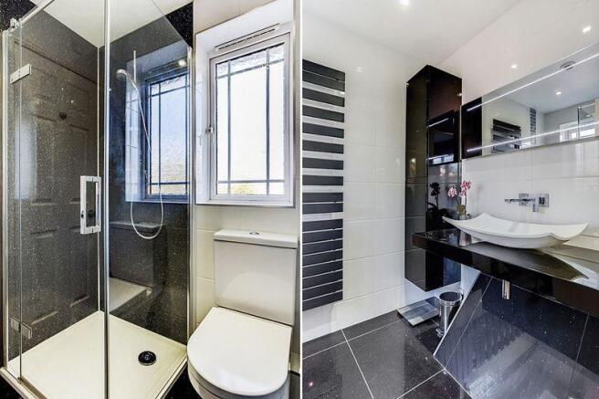 EN SUITE