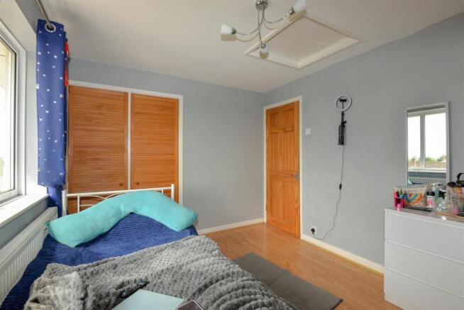 Bedroom3 2.jpg
