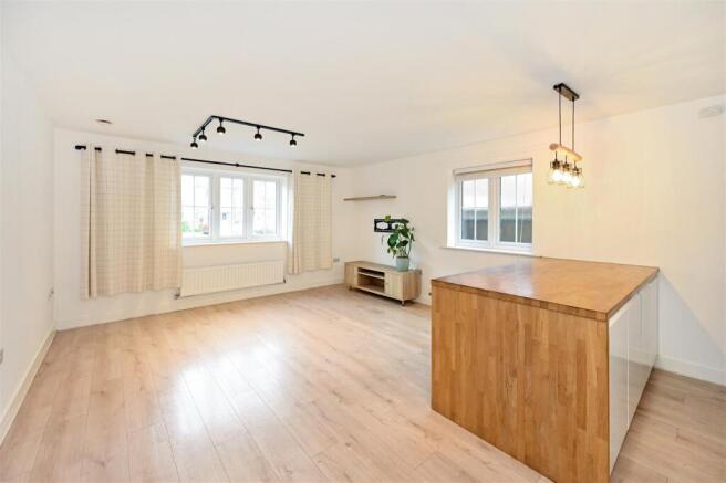Living Room/Kitchen