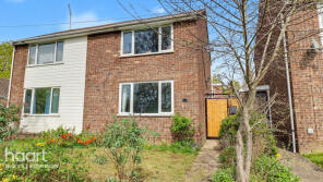 14, Osmund Walk, Bury St. Edmunds IP33 3UU