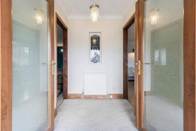 4 bed Detached for sale Image 11