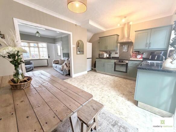 2 bed Terraced for sale Image 8