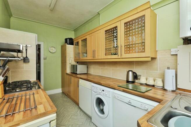 3 bed Terraced for sale Image 6